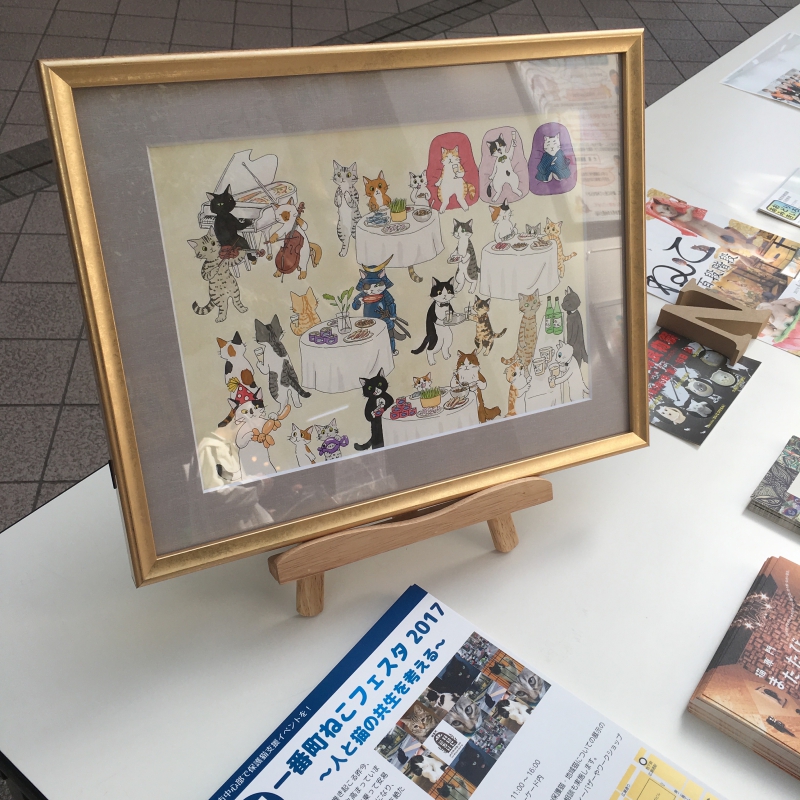 会場のまたたび堂ブースでは岡田千夏さんによる「仙台猫パーティー」の原画が展示されておりました！
